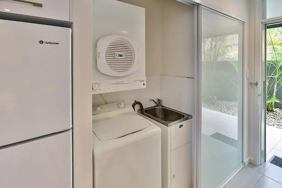 Hibiscus 006 - Hamilton Island Apartment Australia